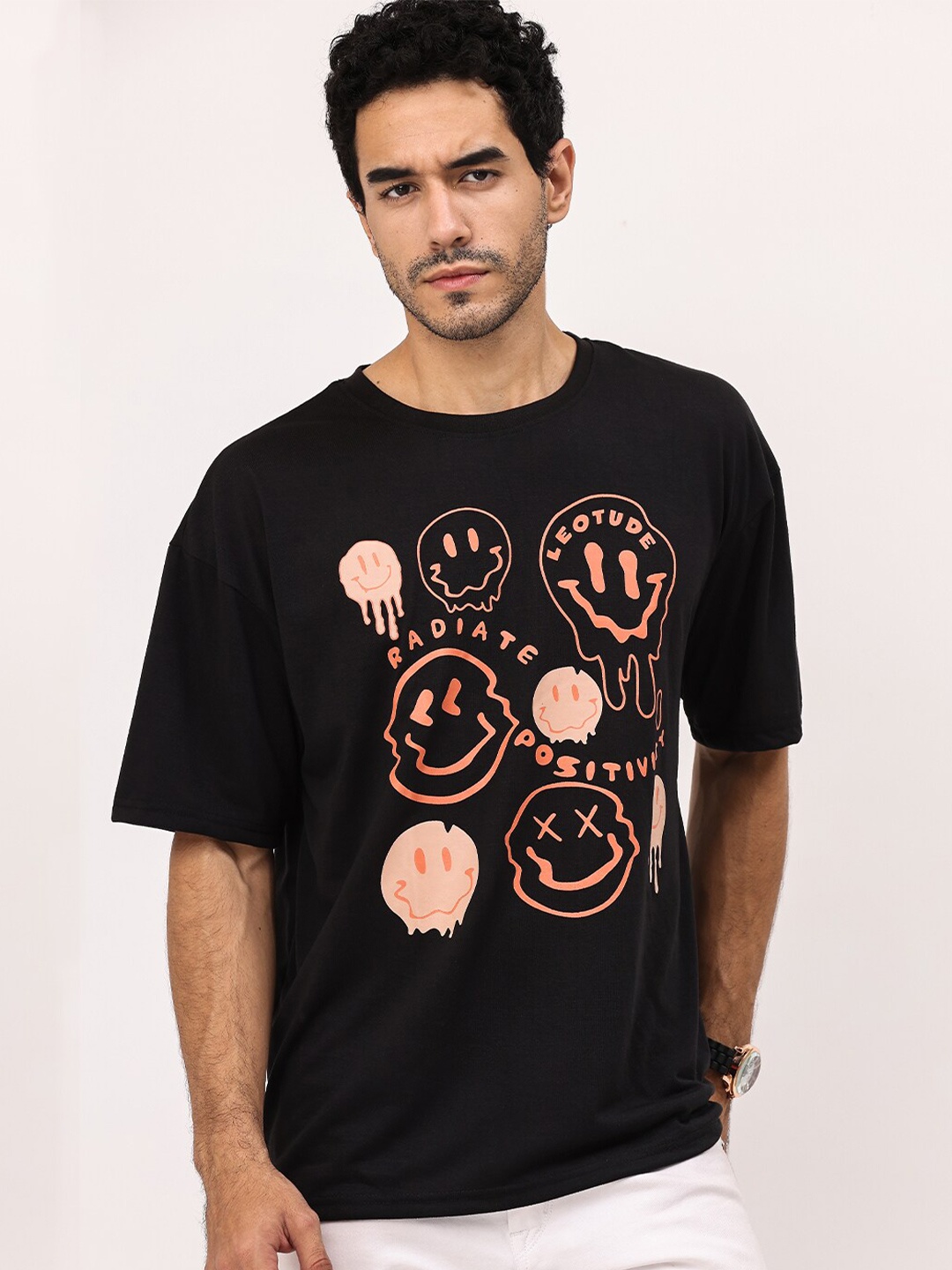 

Leotude Graphic Printed Oversized T-shirt, Black