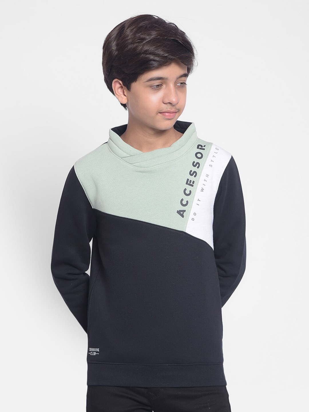

Crimsoune Club Boys Colourblocked Sweatshirt, Green