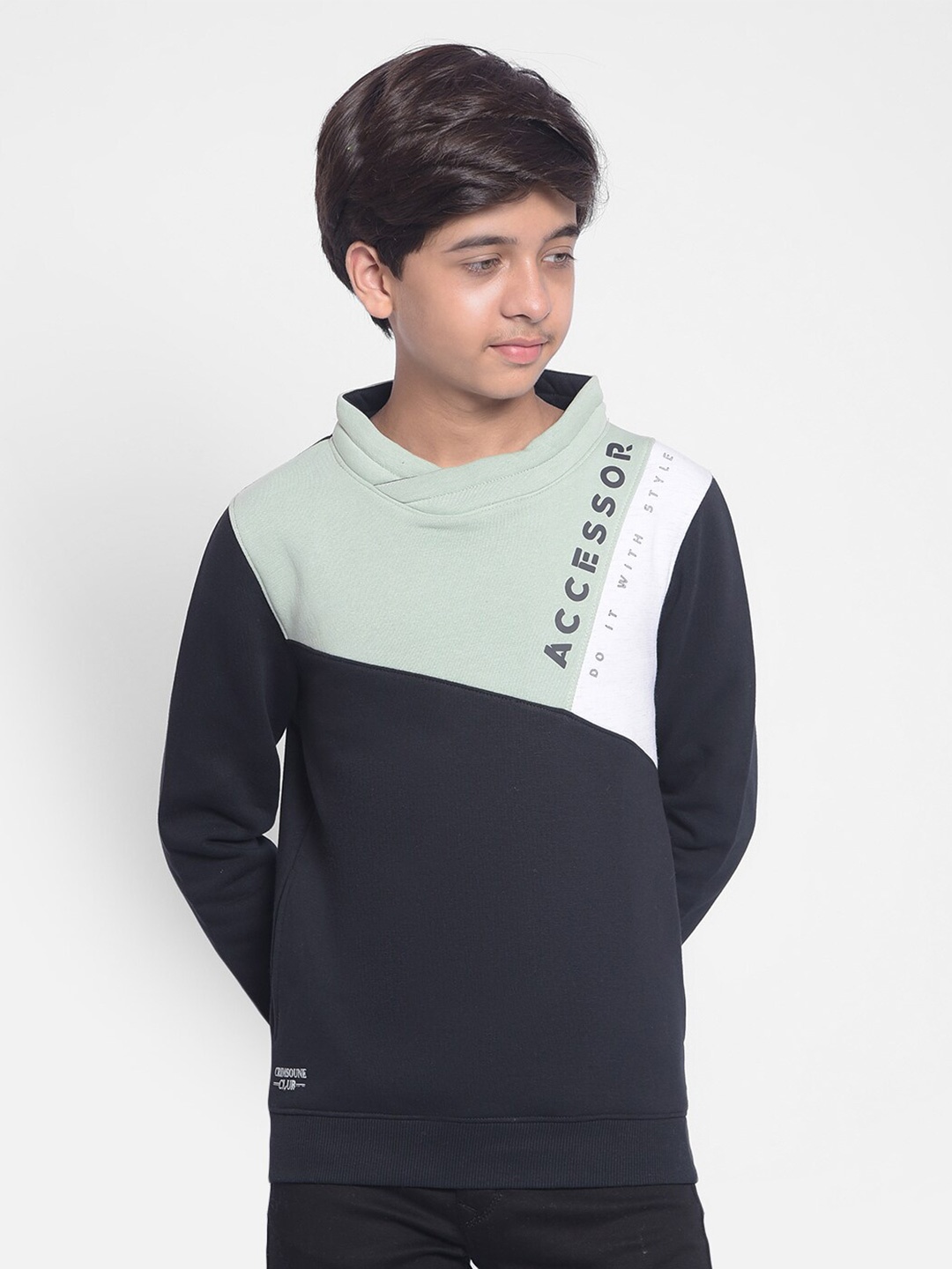 

Crimsoune Club Boys Colourblocked High Neck Pullover Sweatshirt, Green