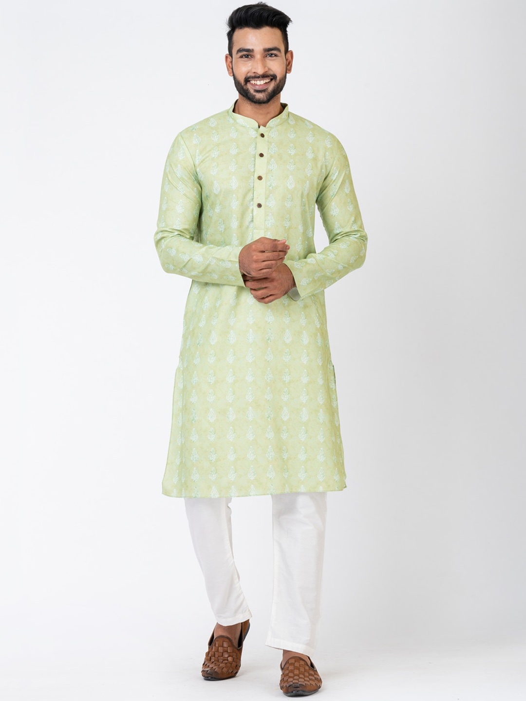 

HU - Handcrafted Uniquely Ethnic Motifs Printed Straight Kurta with Pyjamas, Green