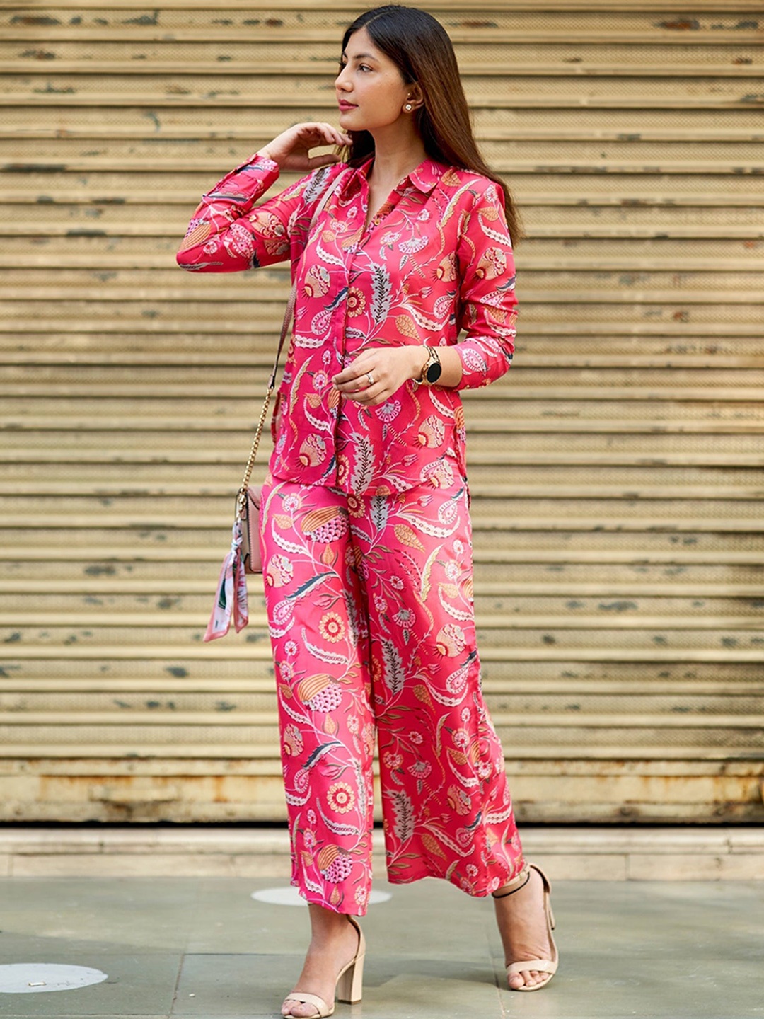

Ekta Textiles Printed Shirt-Collar Shirt With Trouser, Pink