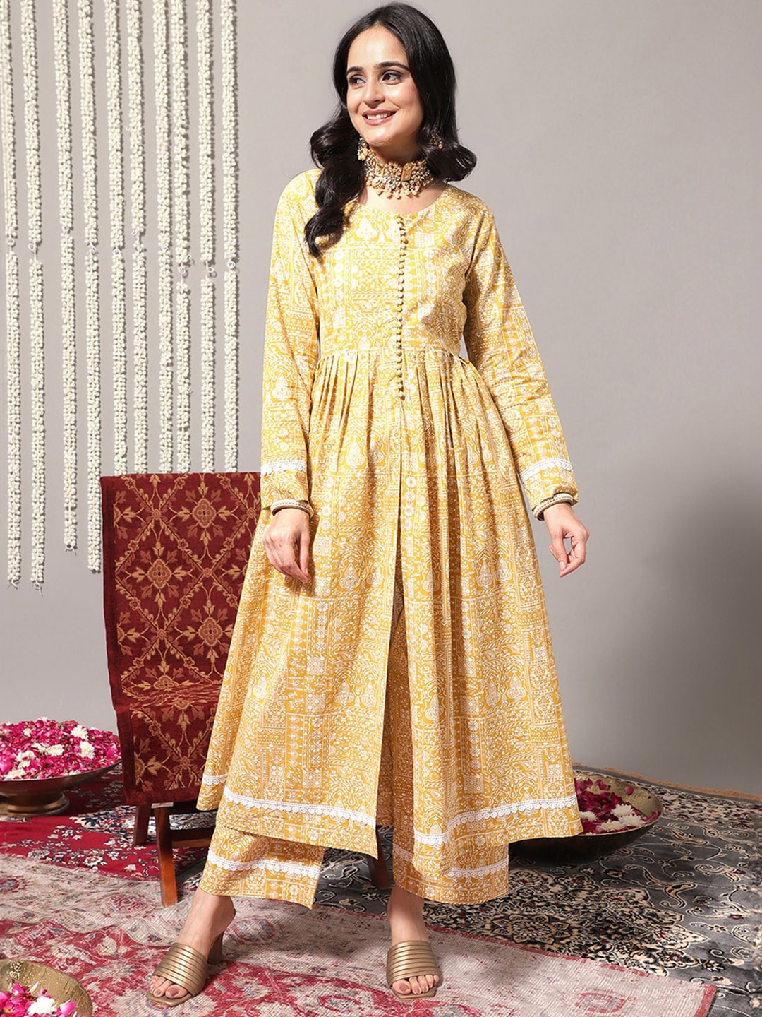 

Varanga Ethnic Motifs Printed A-Line Pure Cotton Kurta with Trousers, Yellow