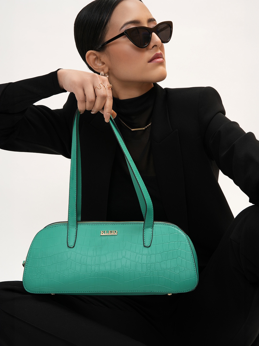 

KLEIO Textured Structured Shoulder Bag, Green