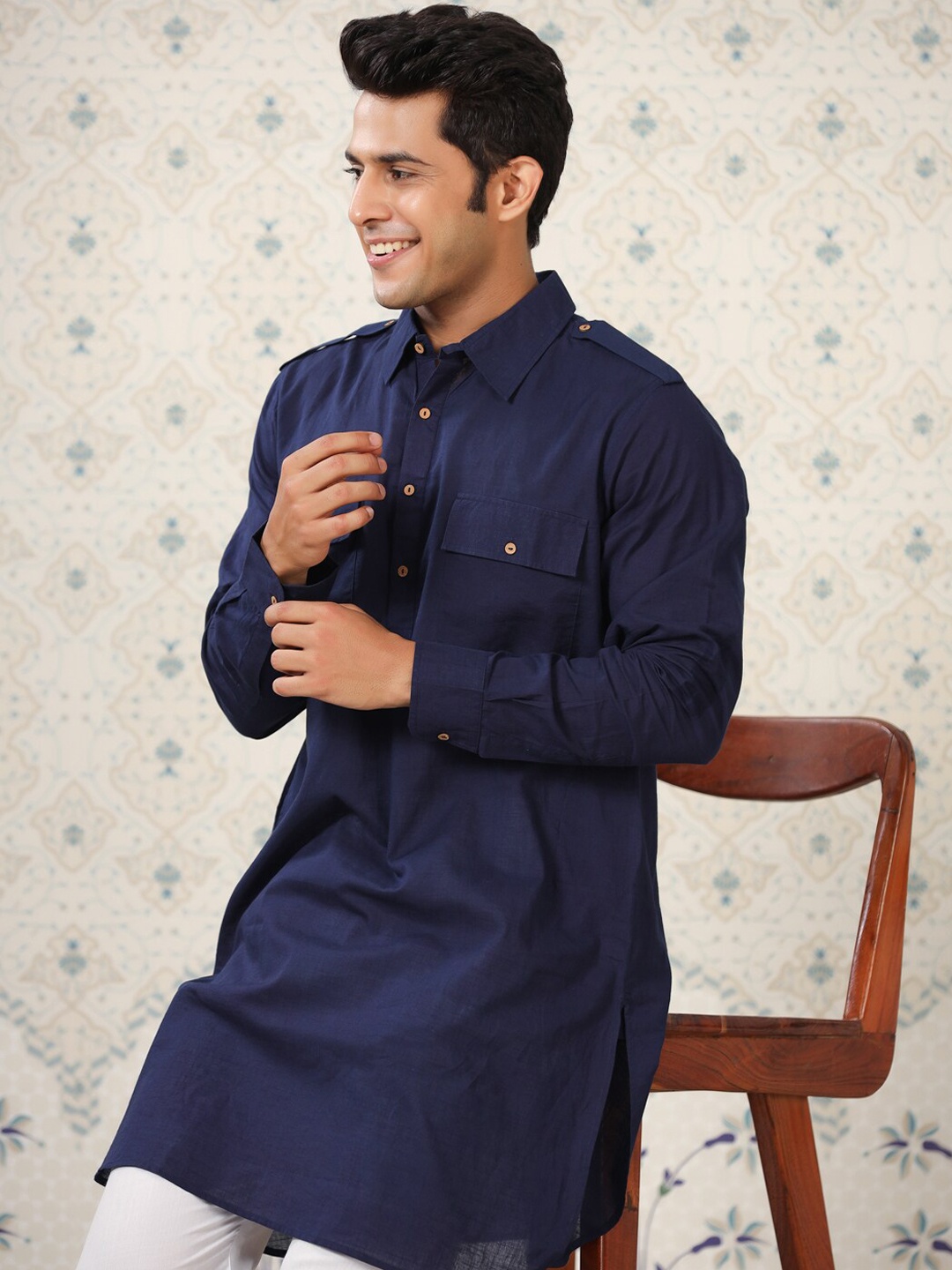 

Ode by House of Pataudi Shirt Collar Pathani Kurta, Navy blue