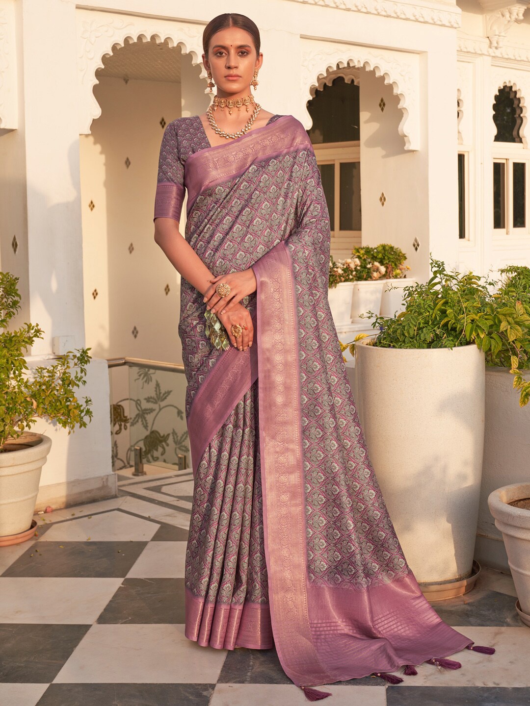 

Saree mall Ethnic Motifs Printed Zari Pure Cotton Sungudi Sarees, Grey