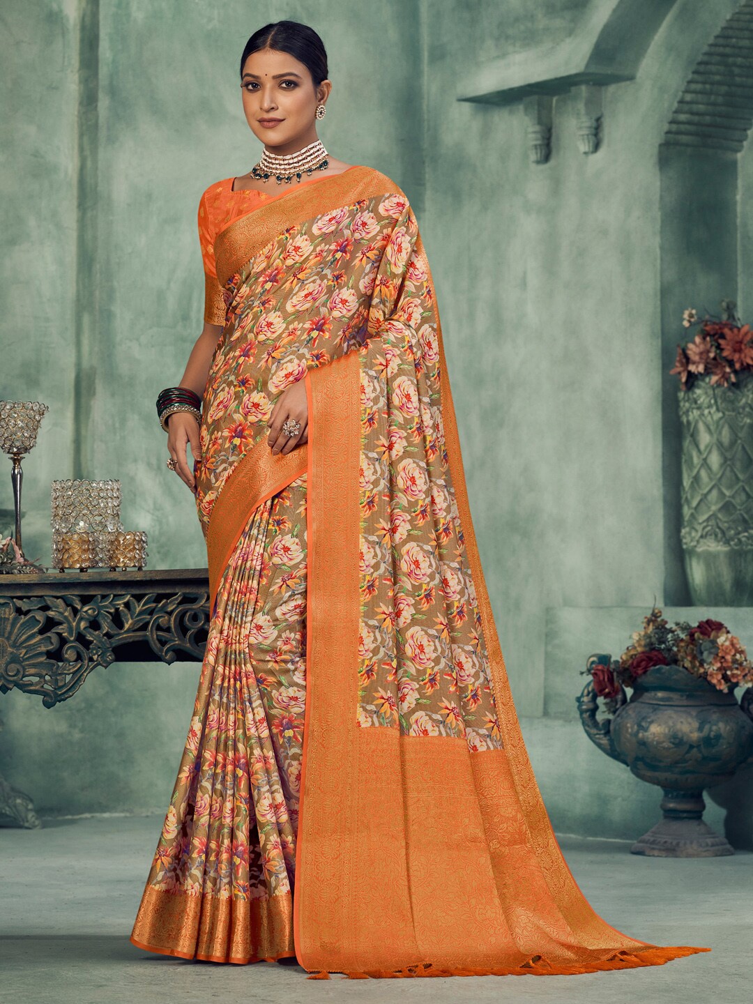 

Saree mall Floral Printed Zari Sungudi Sarees, Brown