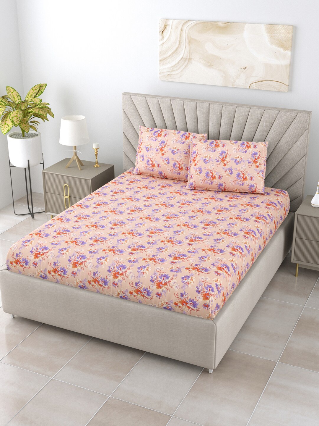 

BOMBAY DYEING Allure Brown Pure Cotton 120 TC Super King Bedsheet with 2 Pillow Covers