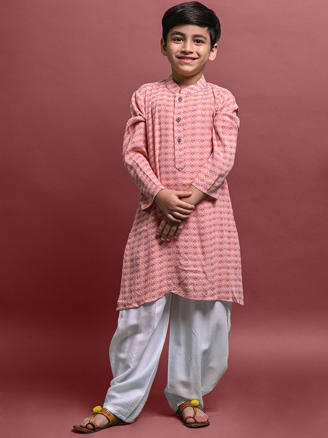

VESHAM Boys Ethnic Motifs Printed Kurta With Patiala, Pink