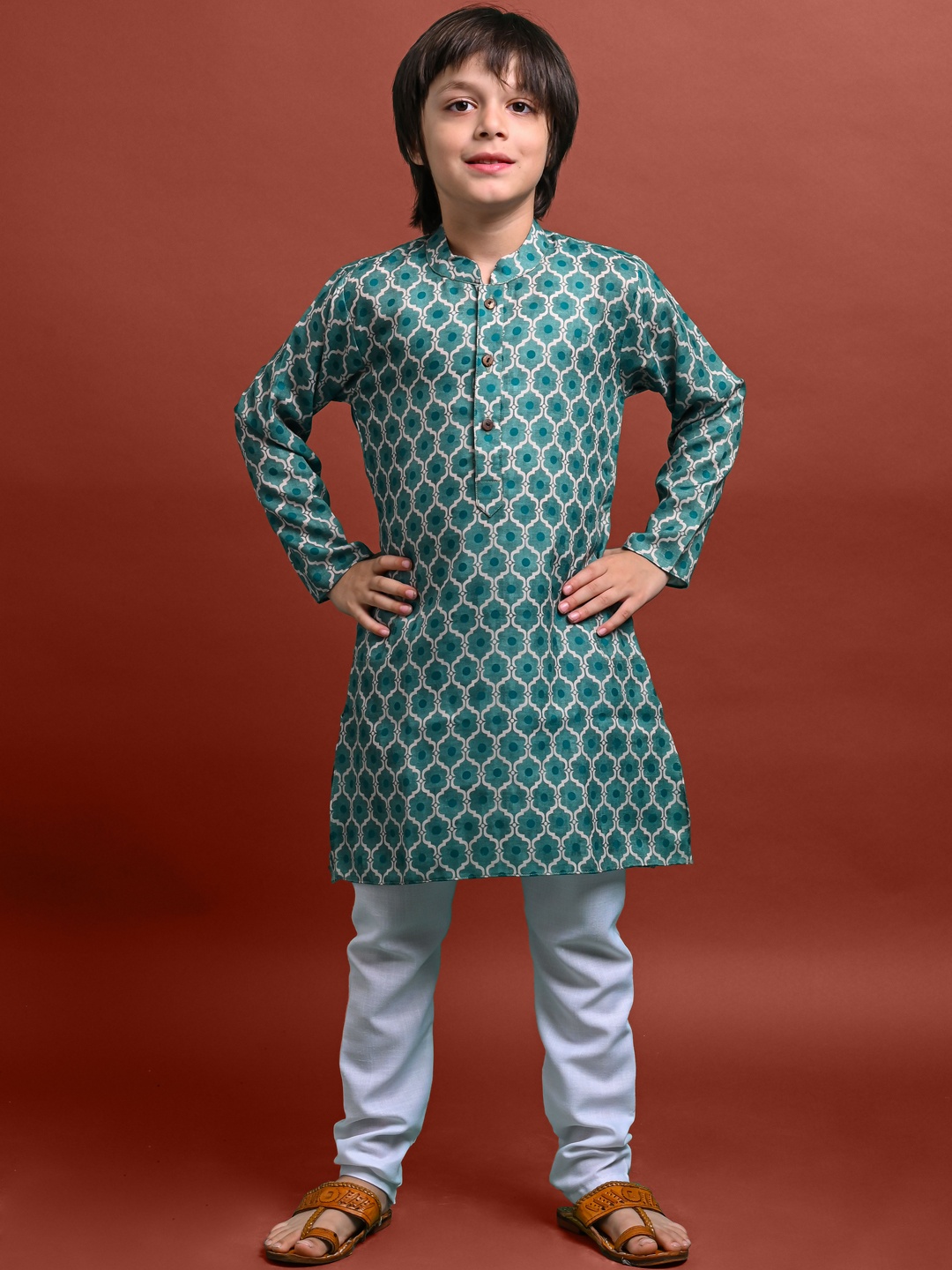

VESHAM Boys Ethnic Motifs Printed Kurta With Pyjamas, Green