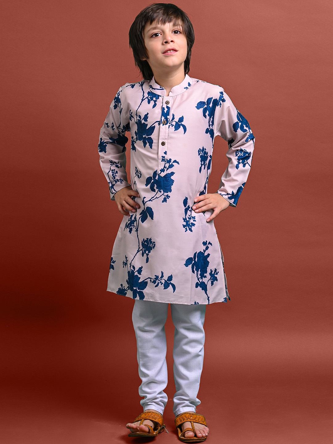 

VESHAM Boys Floral Printed Regular Kurta with Pyjamas, Cream