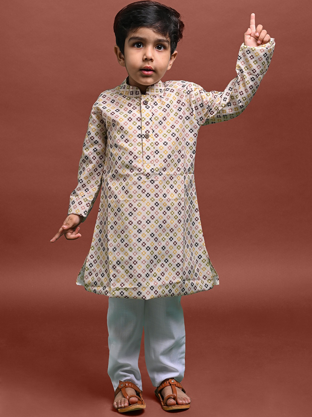 

VESHAM Boys Printed Regular Kurta with Pyjamas, Cream