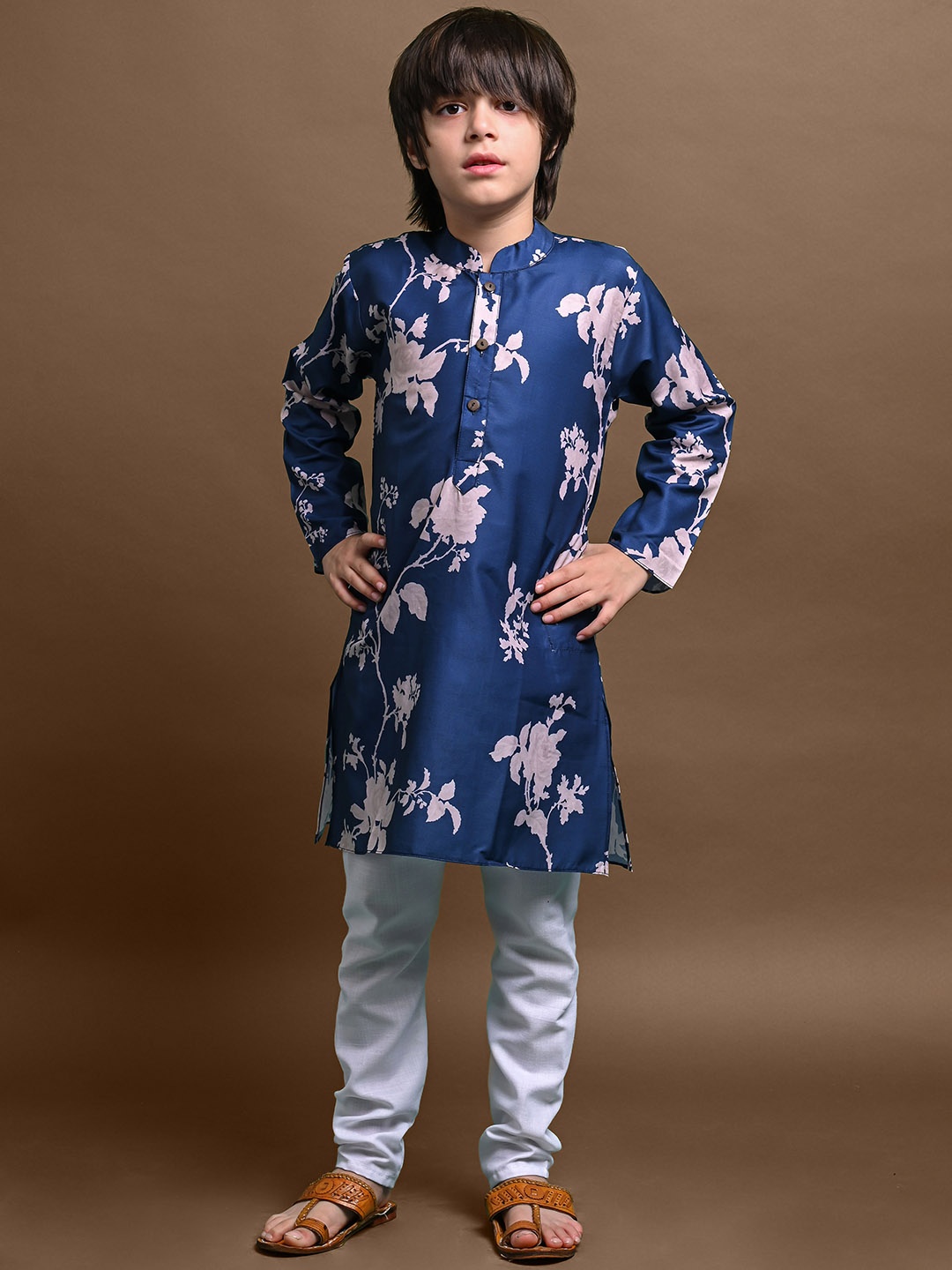 

VESHAM Boys Floral Printed Mandarin Collar Kurta With Pyjamas, Blue