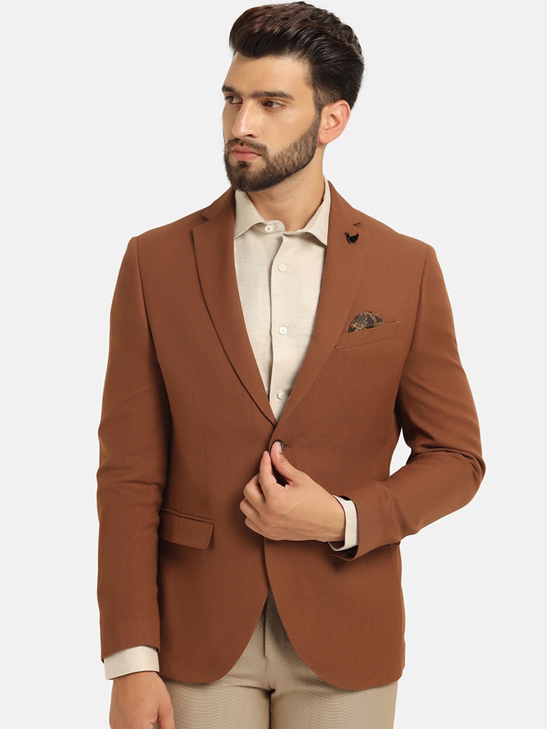 

Blackberrys Notched Lapel Single-Breasted Slim-Fit Formal Blazer, Brown