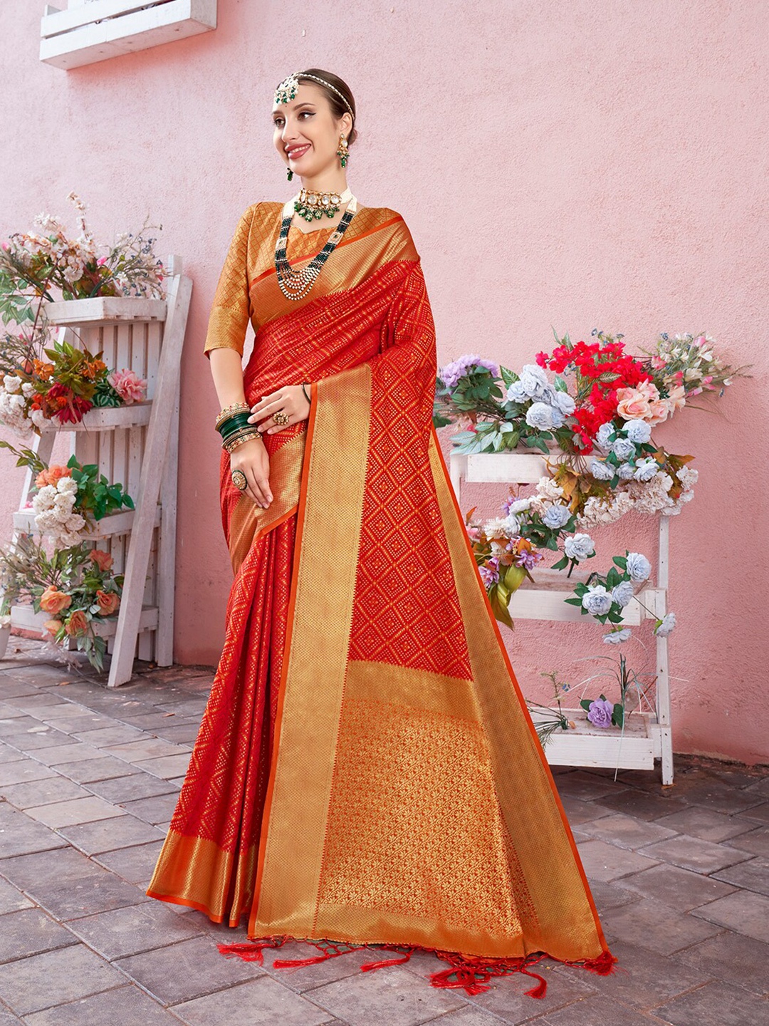 

Anouk Red & Gold-Toned Ethnic Motifs Printed Zari Kanjeevaram Saree