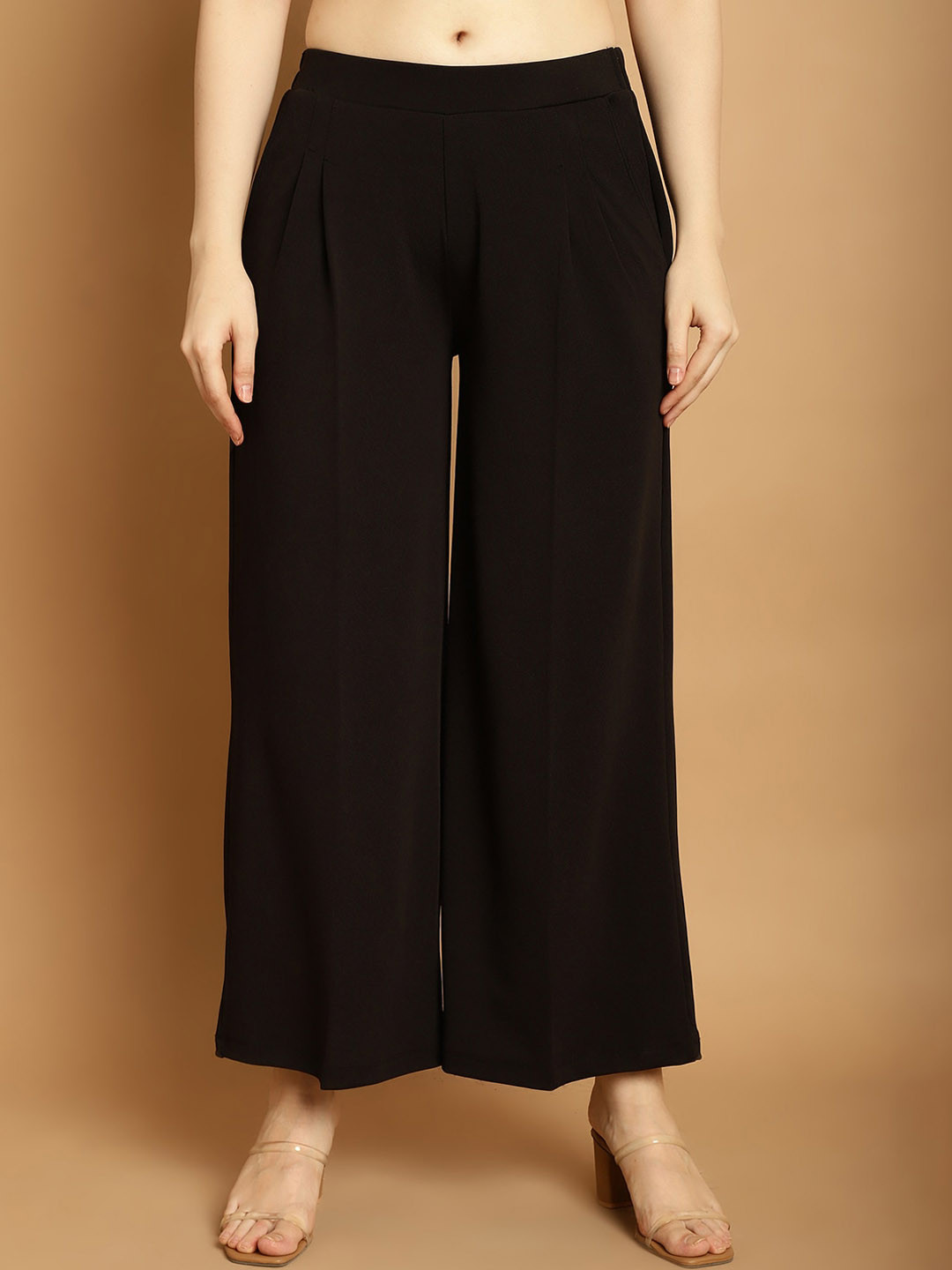 

GRACIT Women Relaxed Flared High-Rise Parallel Trousers, Black