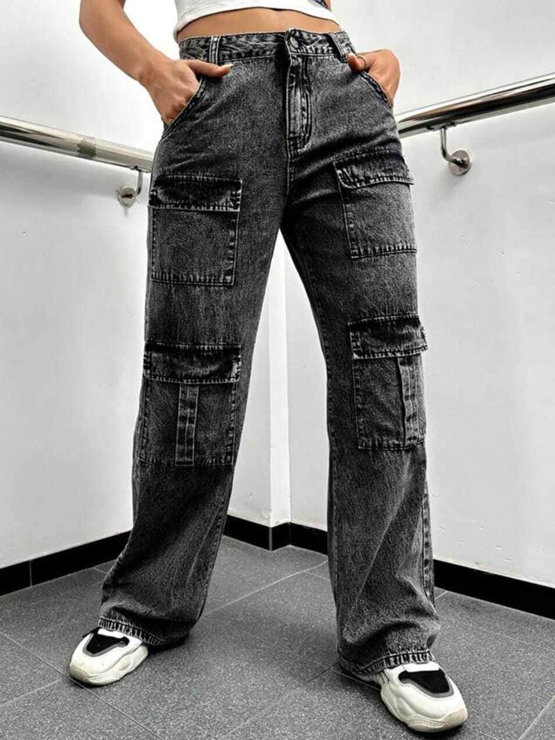 

Next One Women Smart Wide Leg High-Rise Heavy Fade Stretchable Cargo Jeans, Black
