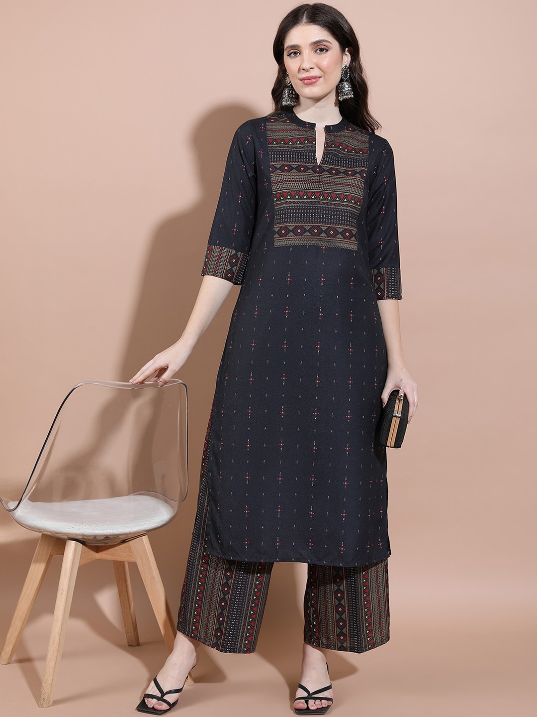 

KETCH Floral Printed Regular Kurta with Palazzos, Black