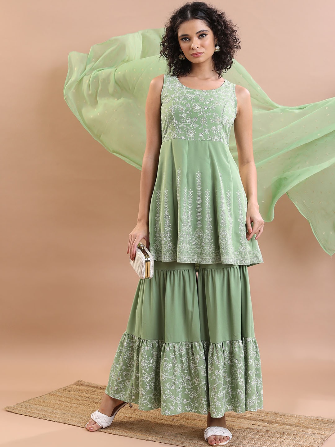 

KETCH Floral Printed Sleeveless A-Line Kurti With Sharara & Dupatta, Sea green