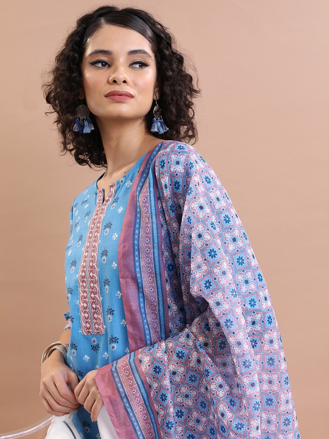 

KETCH Ethnic Motifs Printed Kurta with Trousers & Dupatta, Blue