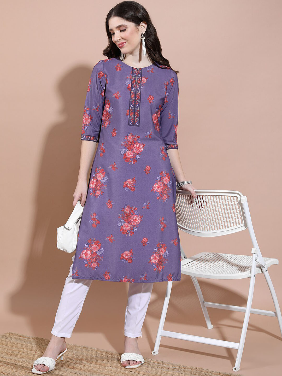 

KETCH Floral Printed Keyhole Neck Regular Kurta, Purple