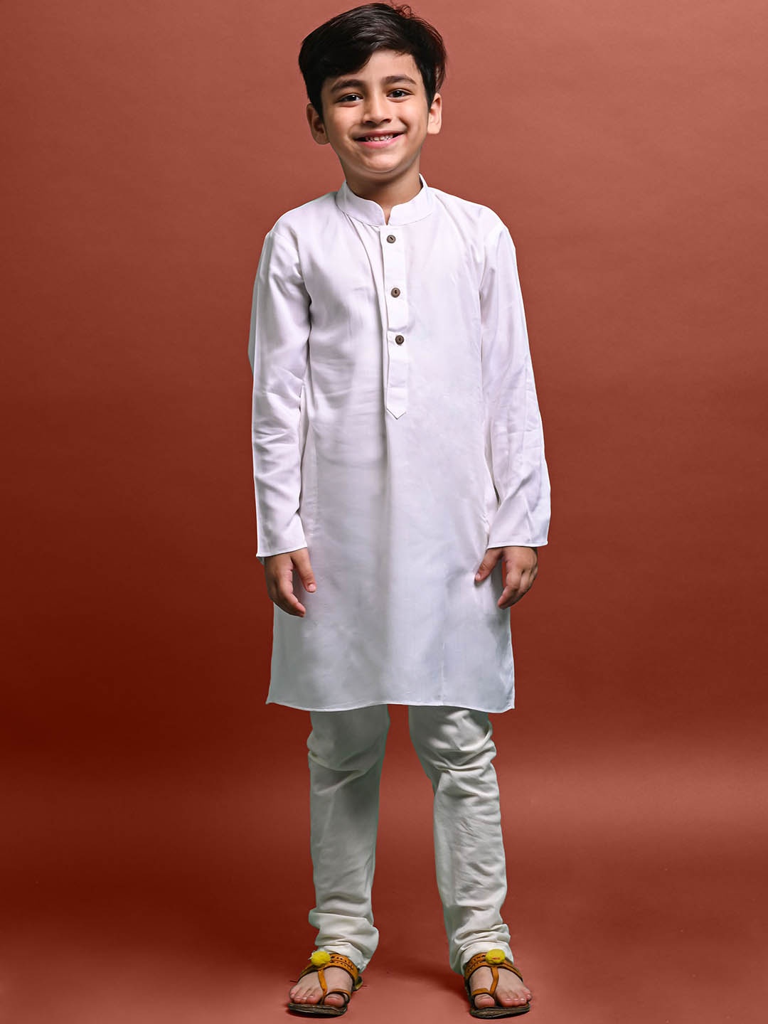 

VESHAM Boys Mandarin Collar Kurta With Pyjamas, White