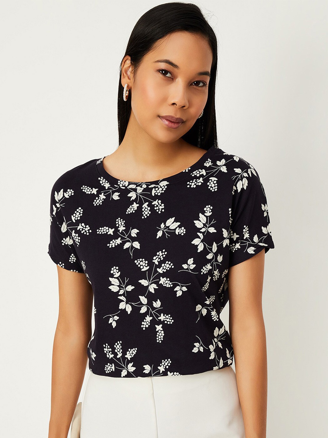 

max Floral Printed Round Neck Casual Knitted Pure Cotton T-shirt, Navy blue