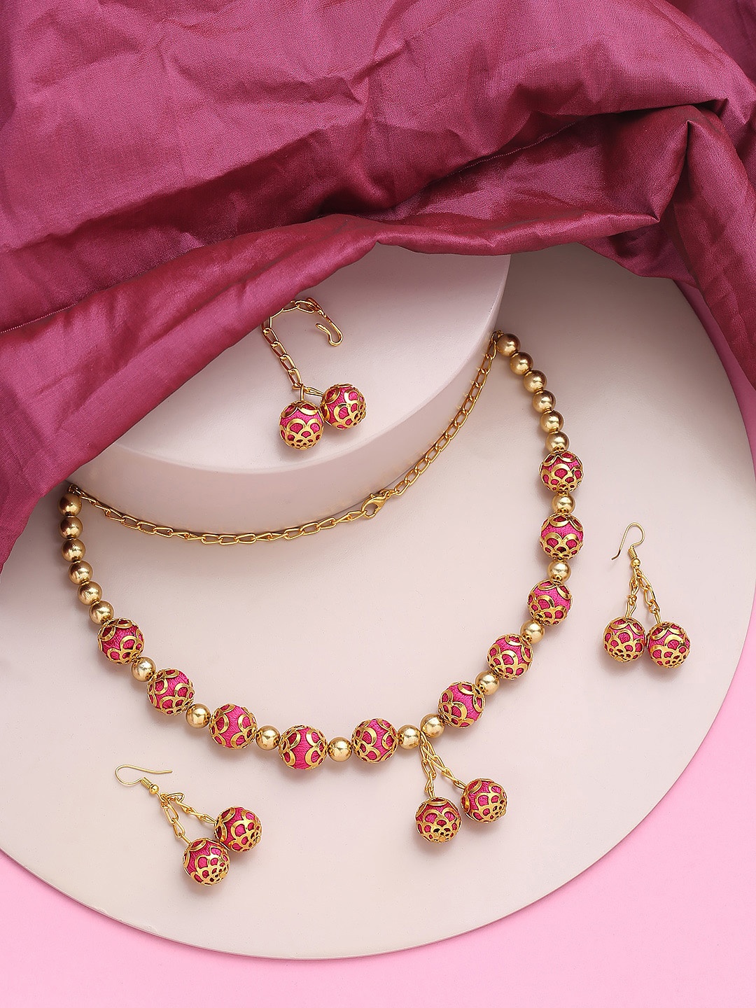 

AKSHARA Gold-Plated Stone-Studded & Beaded Jewellery Set