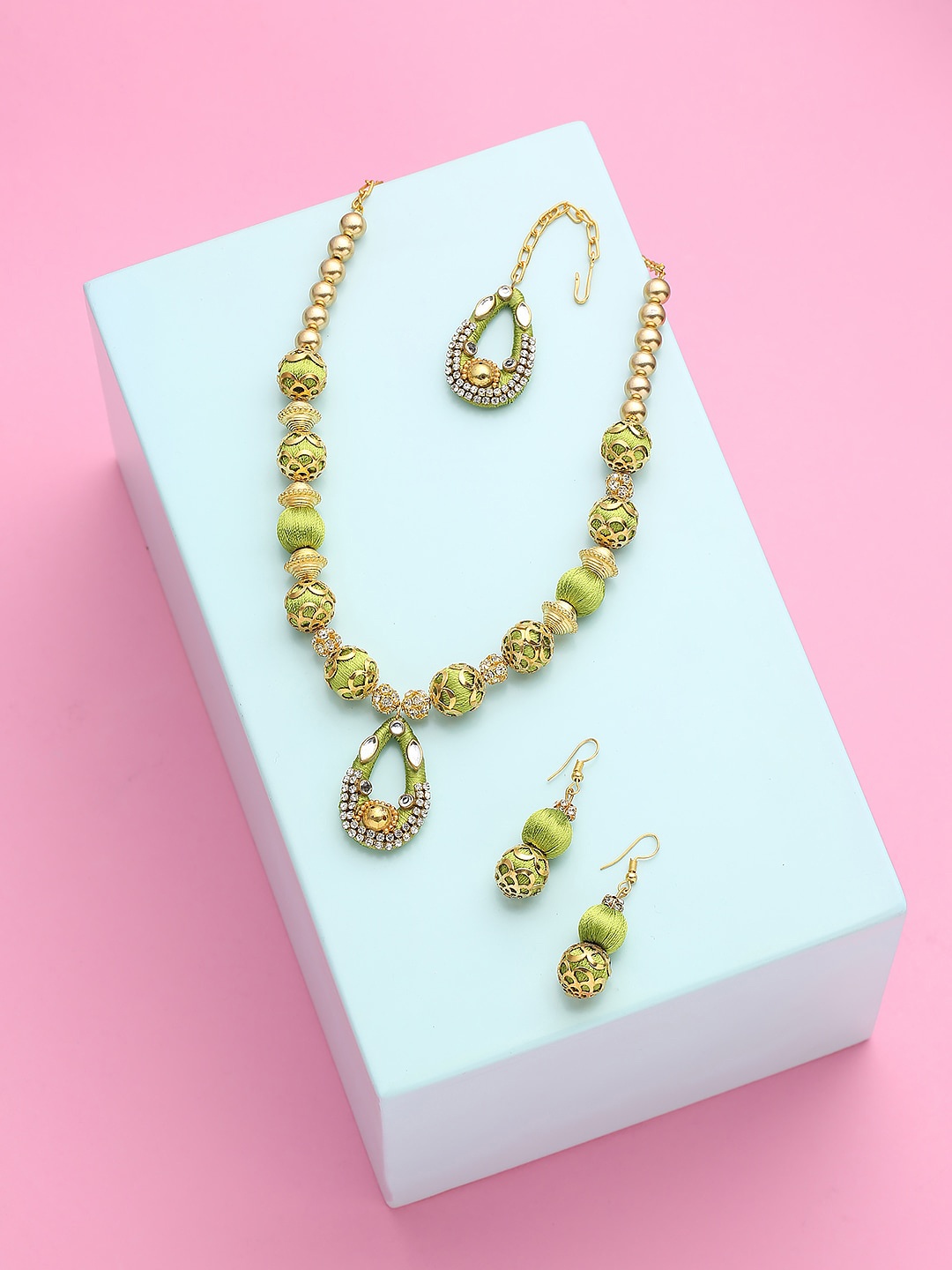 

AKSHARA Gold-Plated Stones-Studded & Beaded Jewellery Set