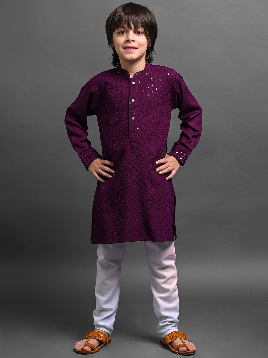 

VESHAM Boys Ethnic Motifs Embroidered Sequinned Kurta With Pyjamas, Burgundy