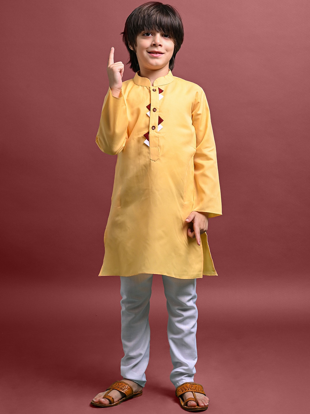 

VESHAM Boys Mandarin Collar Long Sleeves Kurta with Pyjamas, Yellow