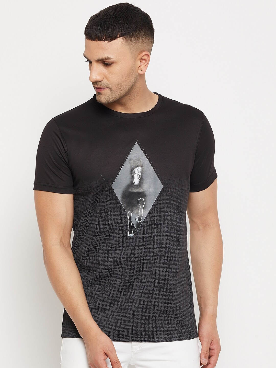 Parcel Yard Graphic Printed T-shirt, Black
