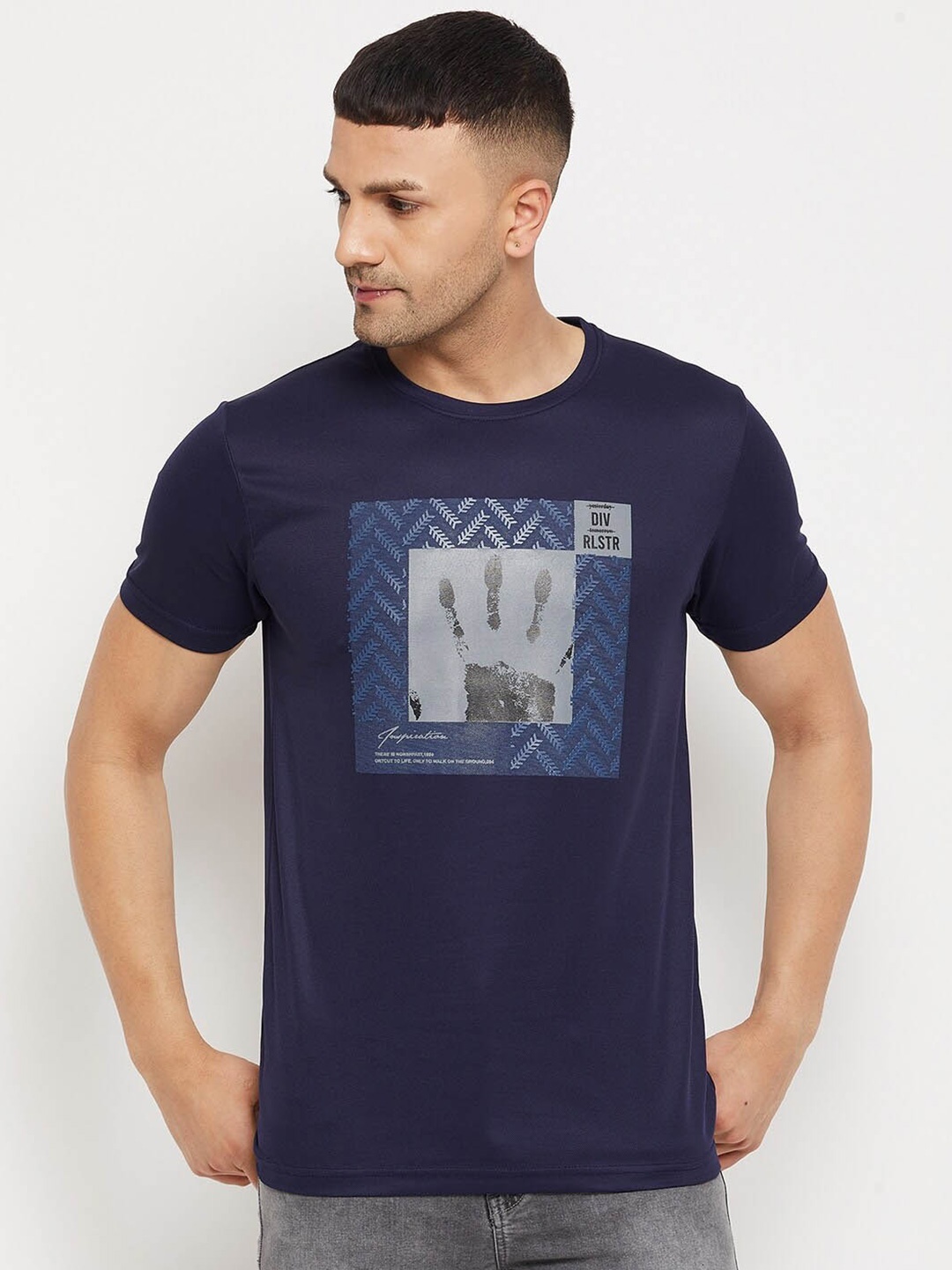 

Parcel Yard Graphic Printed T-shirt, Navy blue