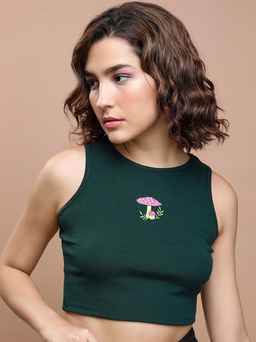 

Tokyo Talkies Green Round Neck Ribbed Fitted Crop Top