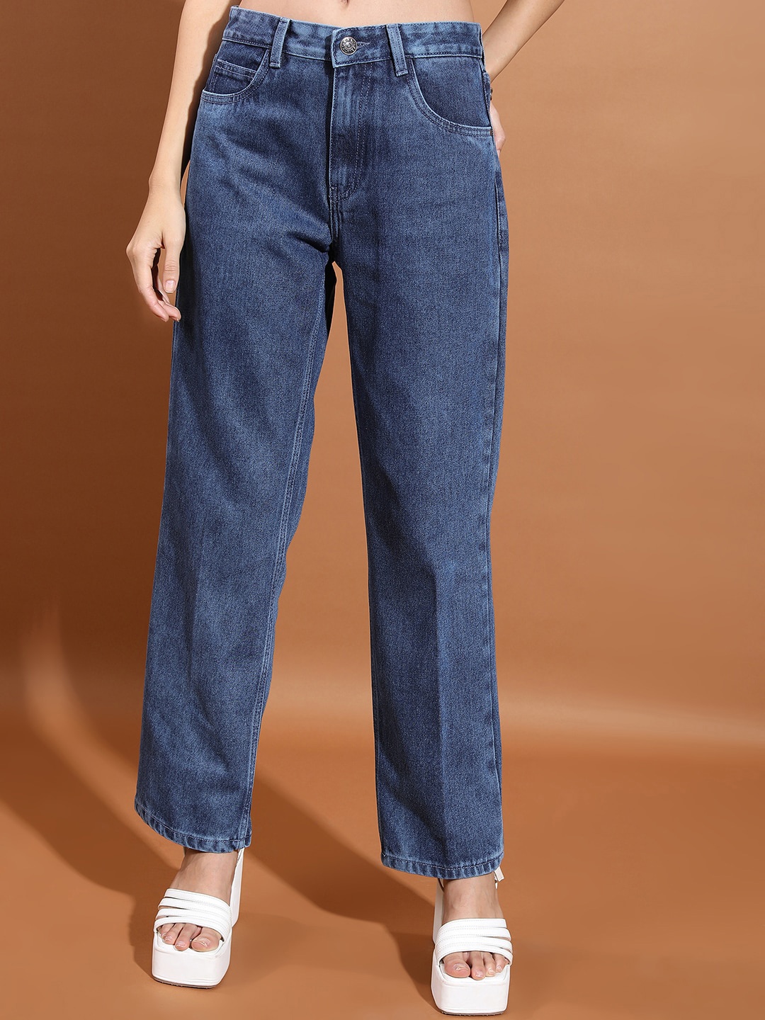 

Tokyo Talkies Women Mid-Rise Clean Look Straight Fit Heavy Fade Jeans, Blue