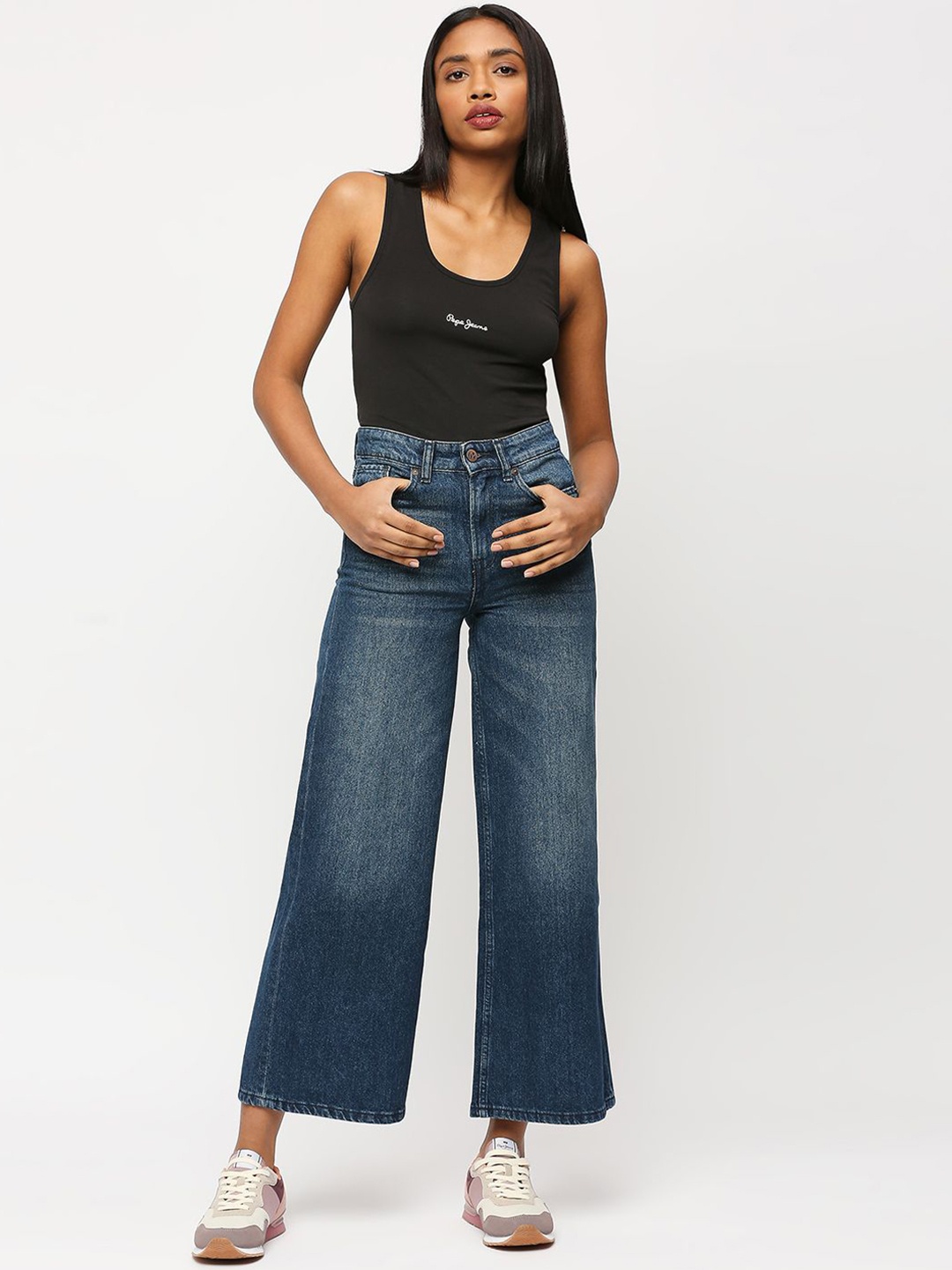 

Pepe Jeans Women Wide Leg High-Rise Whiskers and Chevrons Stretchable Jeans, Blue