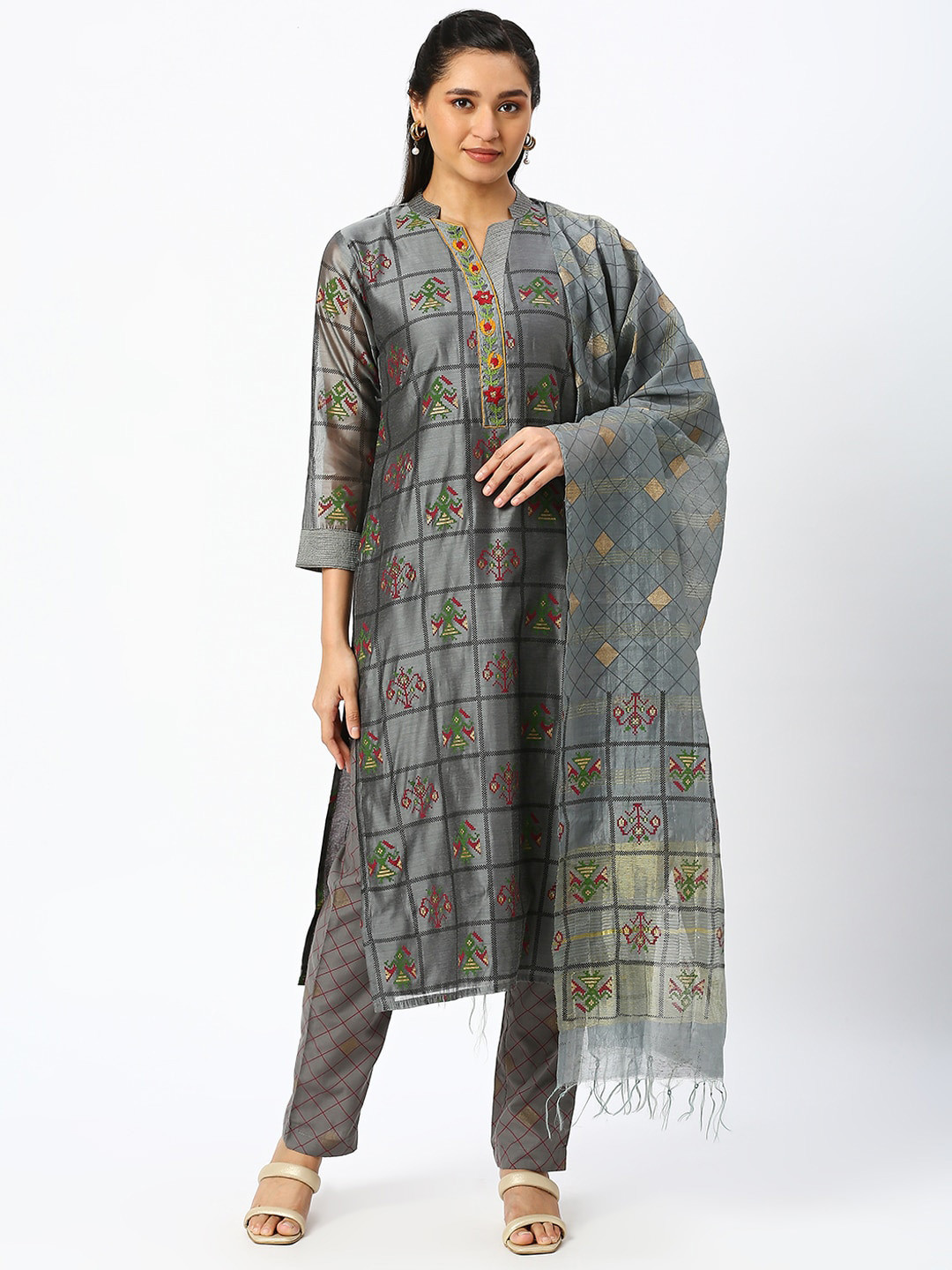 

DRESSLINE Floral Embroidered Chanderi Silk Kurta with Trousers & With Dupatta, Grey