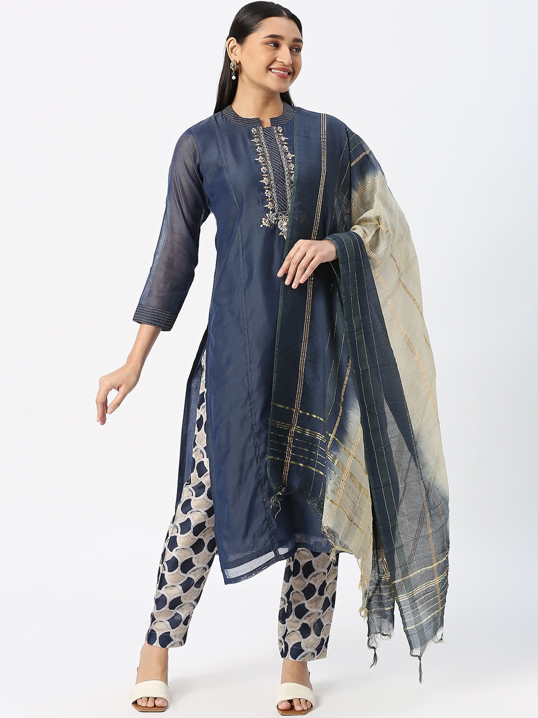 

DRESSLINE Ethnic Motifs Embroidered Chanderi Silk Kurta with Salwar & With, Blue