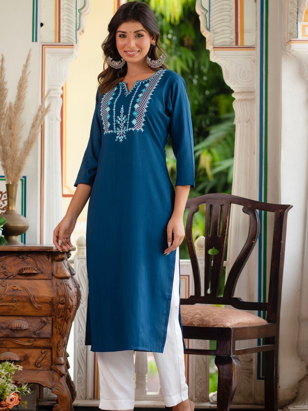 

Kohsh Ethnic Motifs Yoke Design Notched Neck Thread Work Straight Kurta, Blue