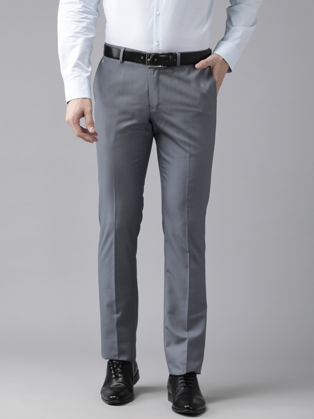 

Blackberrys Men Textured Slim Fit Low-Rise Formal Trousers, Grey