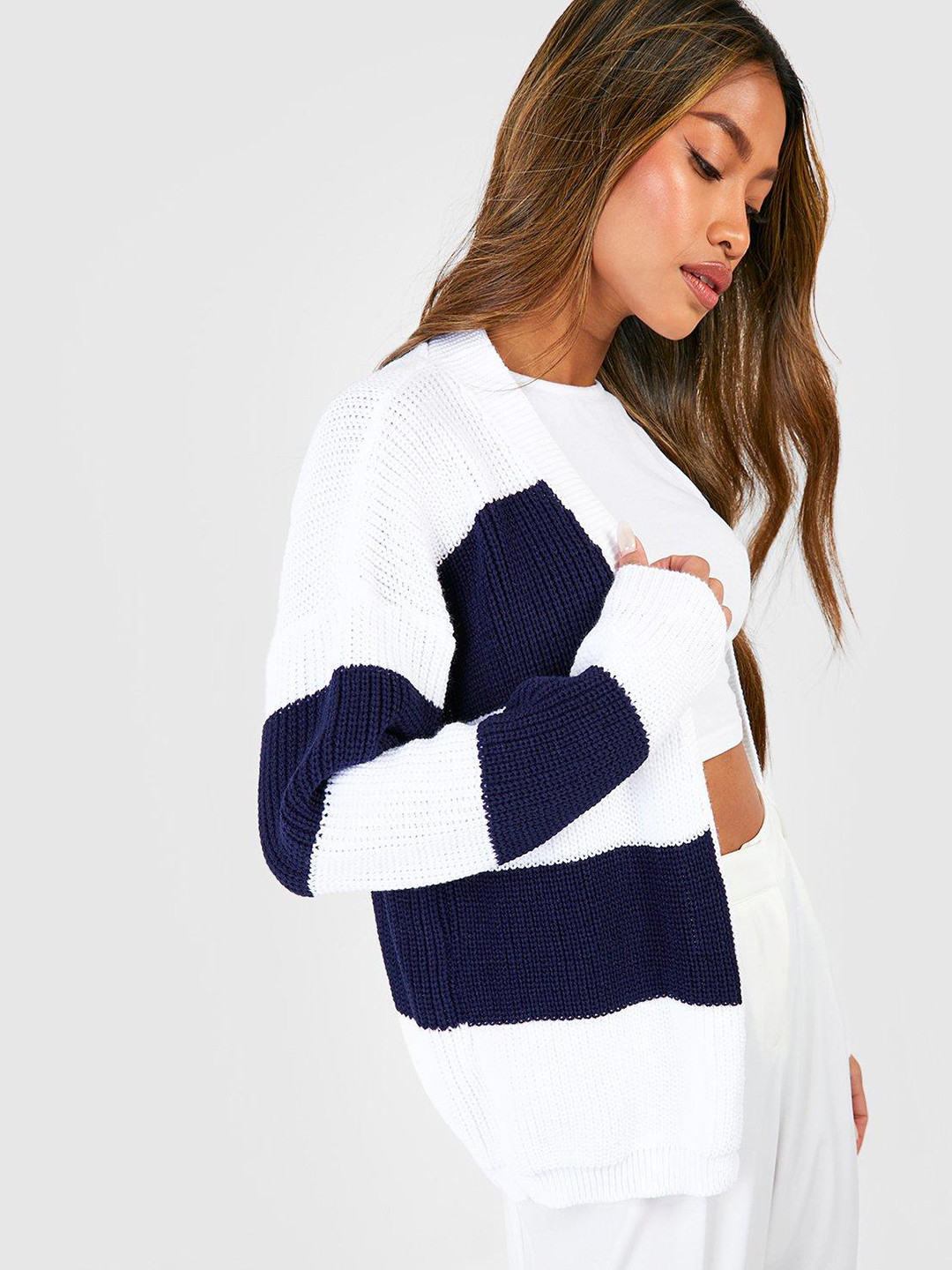 

Boohoo Women Striped Acrylic Front Open Cardigan, White