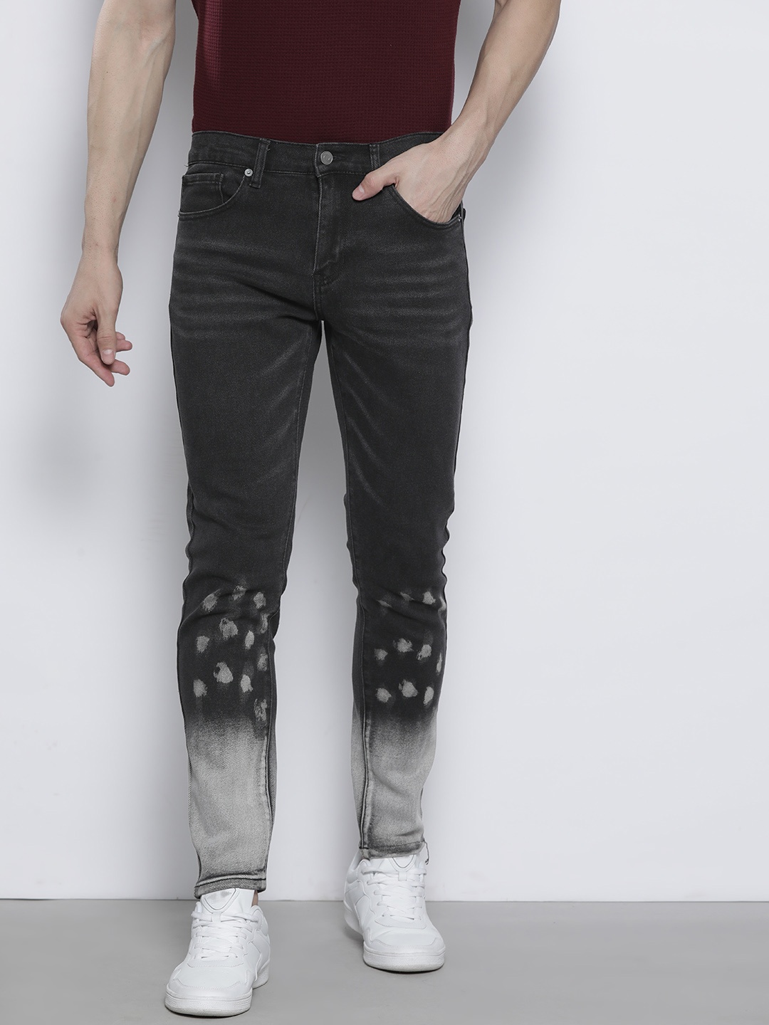 

boohooMAN Men Skinny Fit Light Fade Bleached Detail Stretchable Jeans, Charcoal