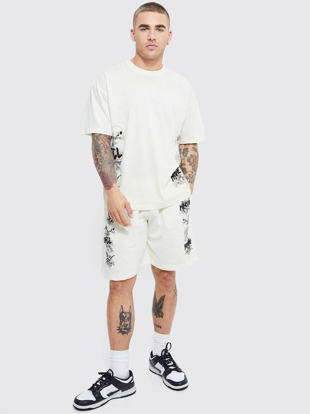 

boohooMAN Typography Printed Co-Ord Set, White