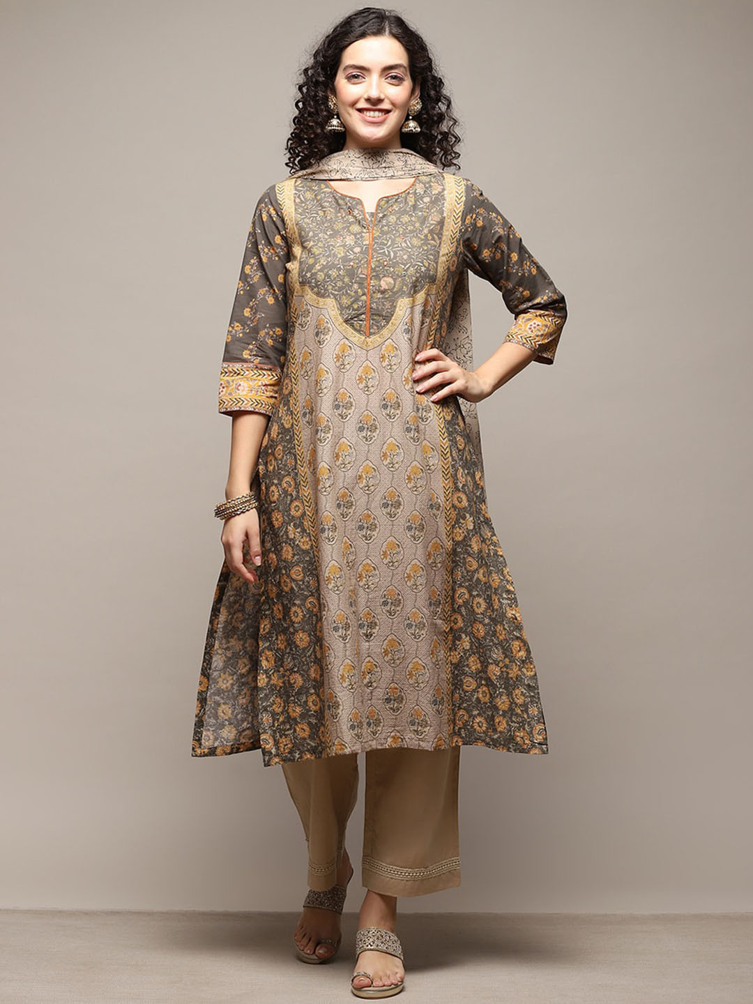 

Biba Floral Printed Round Neck Straight Sequinned Kurta Set With Dupatta, Brown