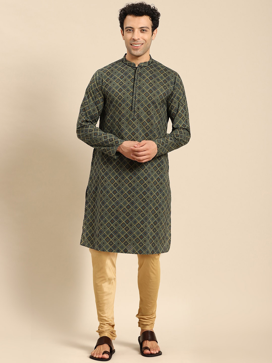 

Anouk Green Geometric Printed Mandarin Collar Straight Kurta & Churidar