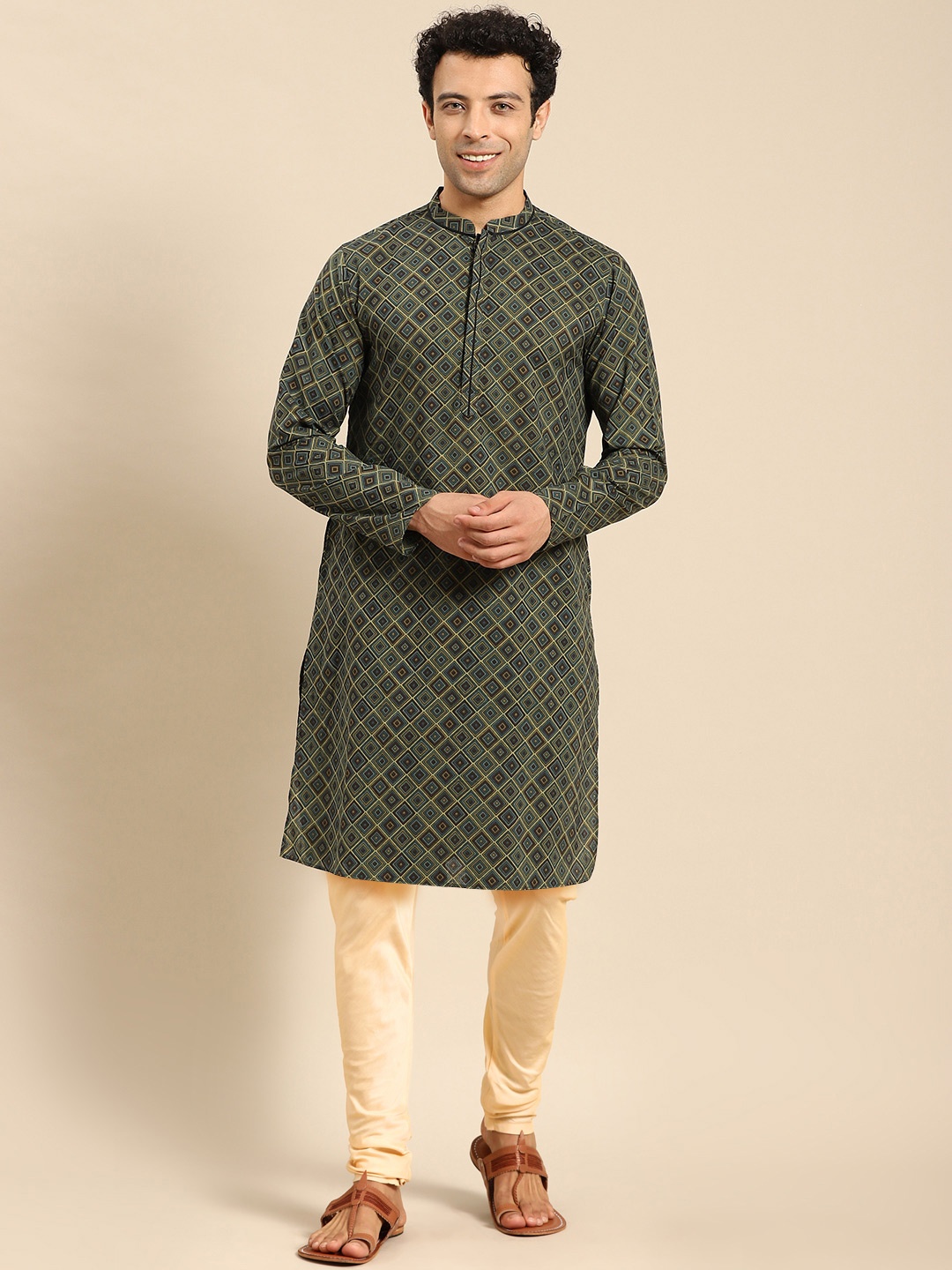 

Anouk Geometric Printed Mandarin Collar Kurta with Churidar, Green