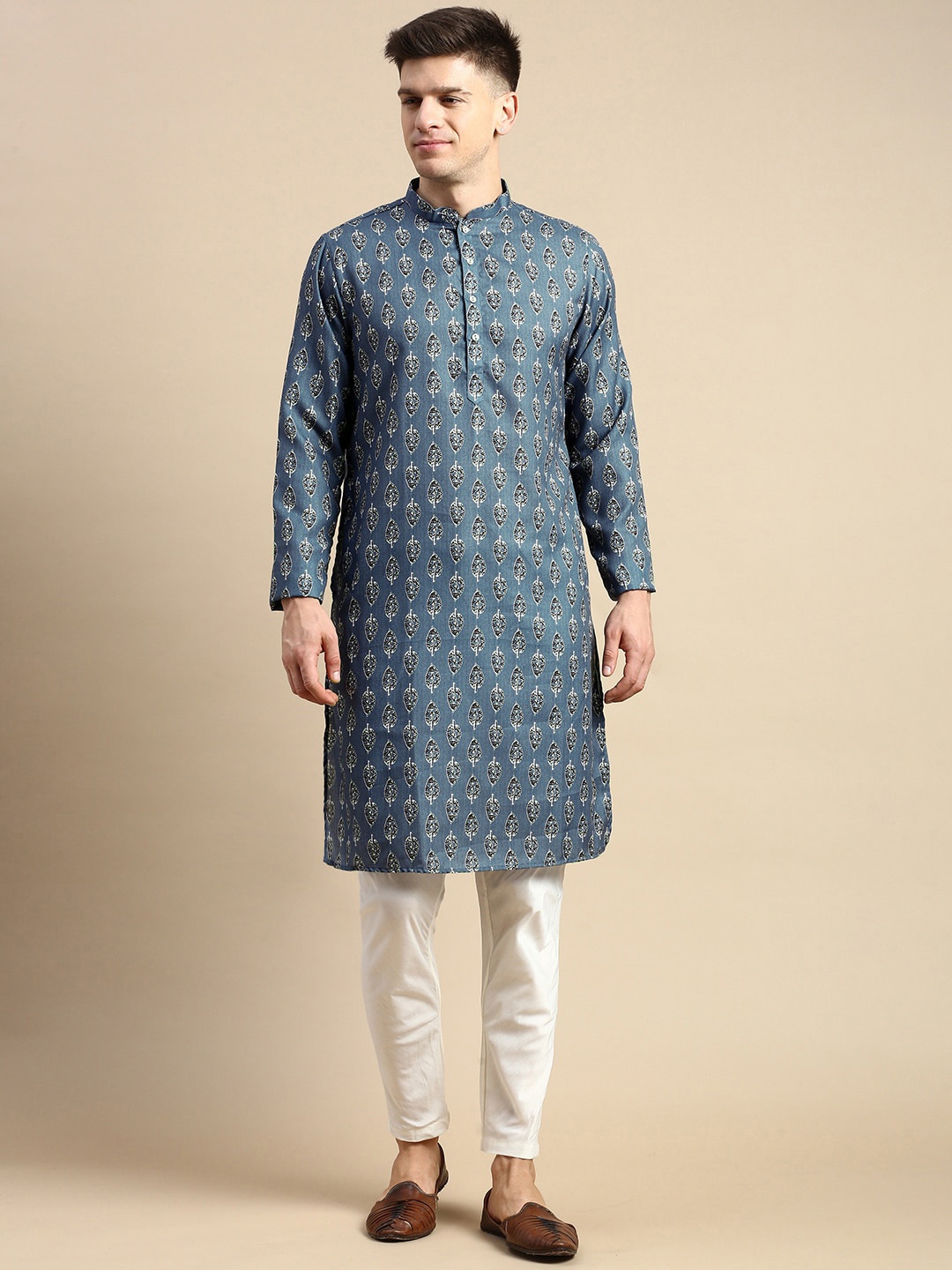 

Anouk Printed Regular Kurta with Trousers, Blue