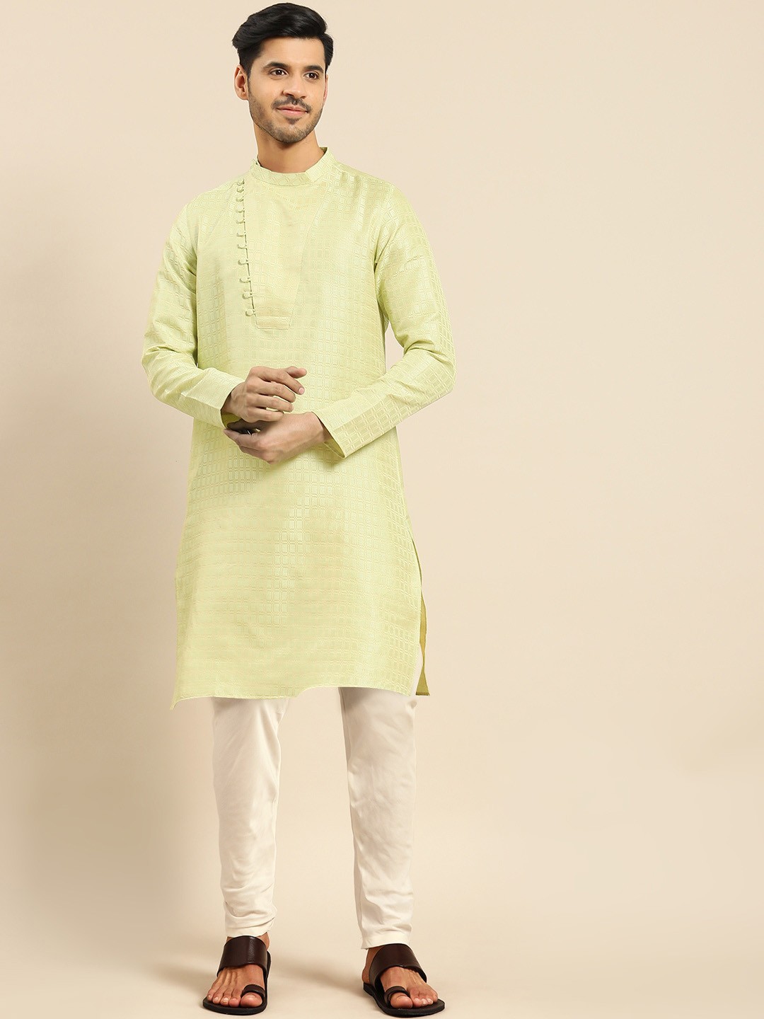

Anouk Band Collar Kurta with Trousers, Yellow