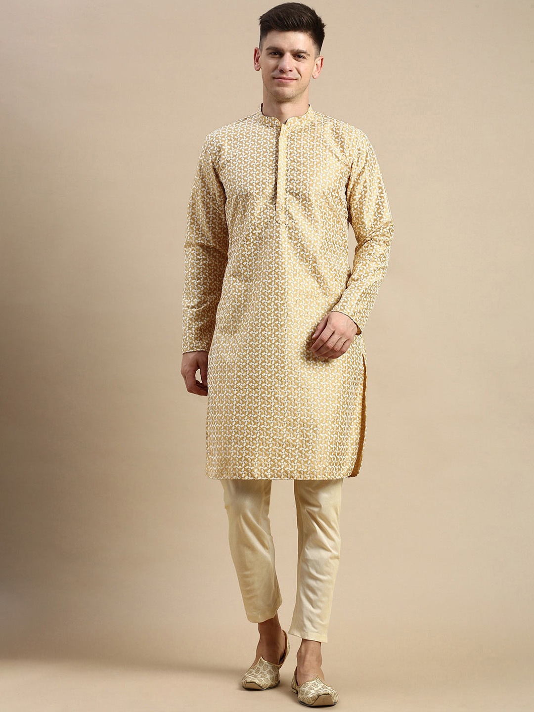 

Anouk Men Ethnic Motifs Printed Regular Kurta With Trousers, Yellow