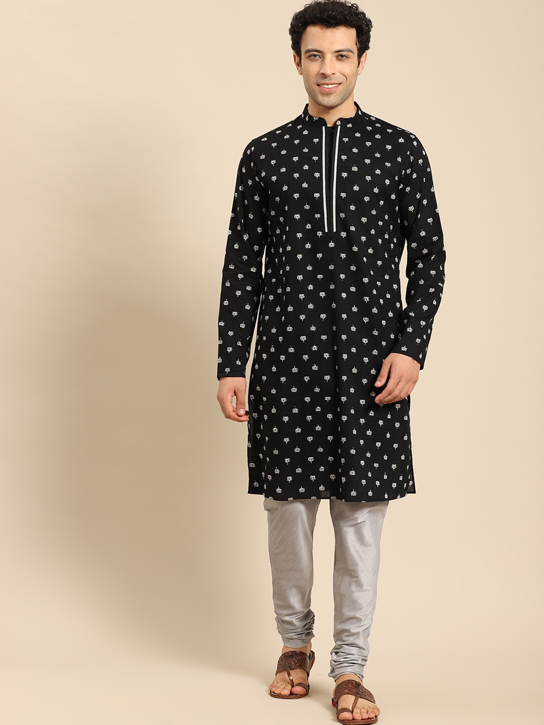 

Anouk Black Floral Printed Regular Kurta with Churidar