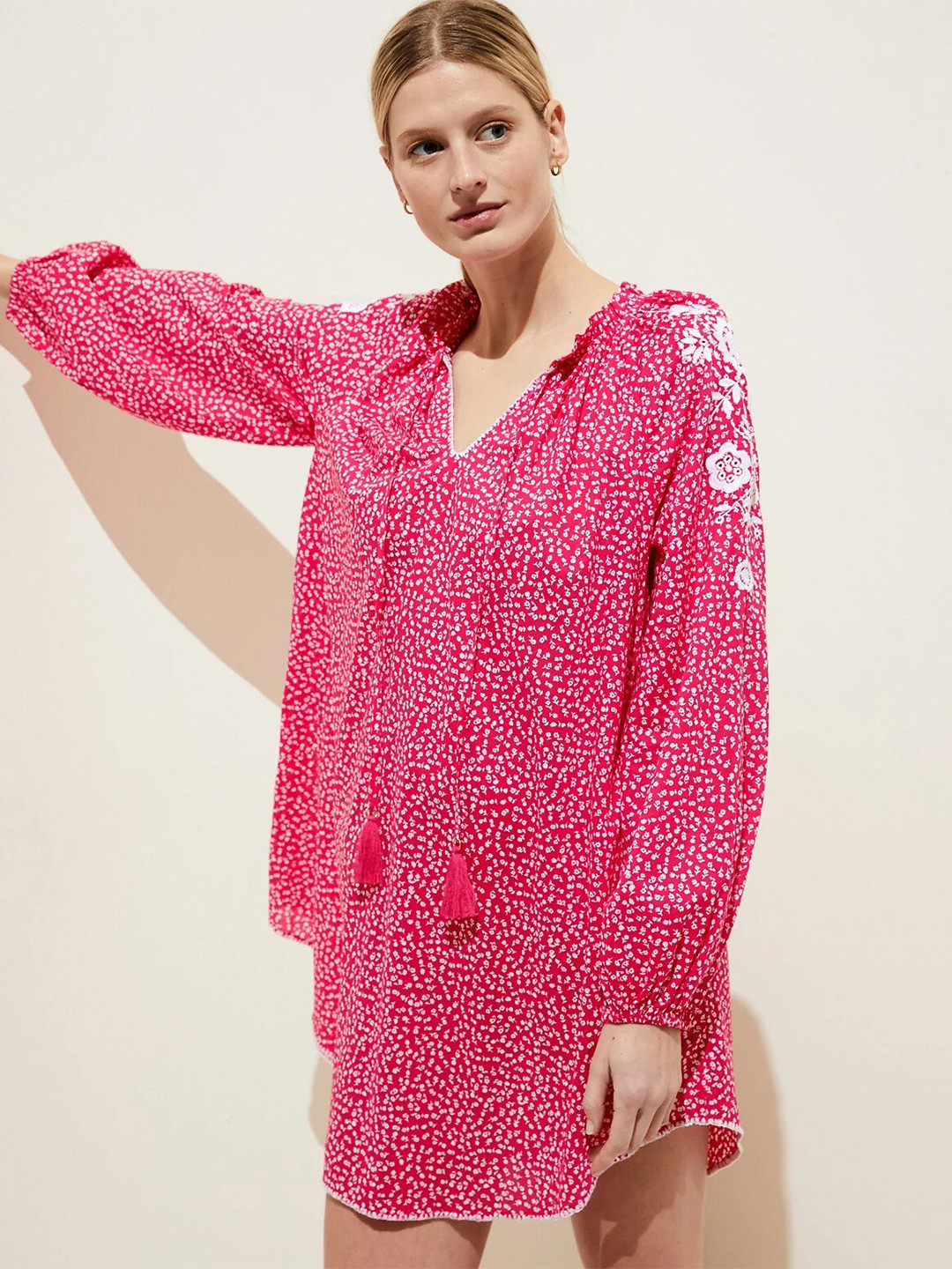 

Marks & Spencer Red Floral Print Tie-Up Neck A-Line Midi Dress